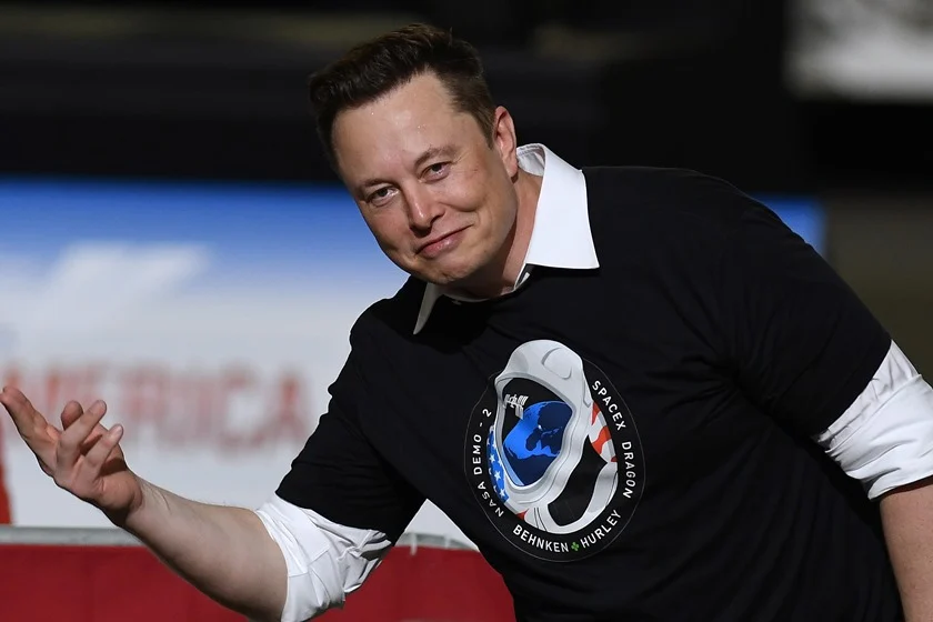 Elon Musk faz oferta de R$ 200 bilhões para comprar o Twitter