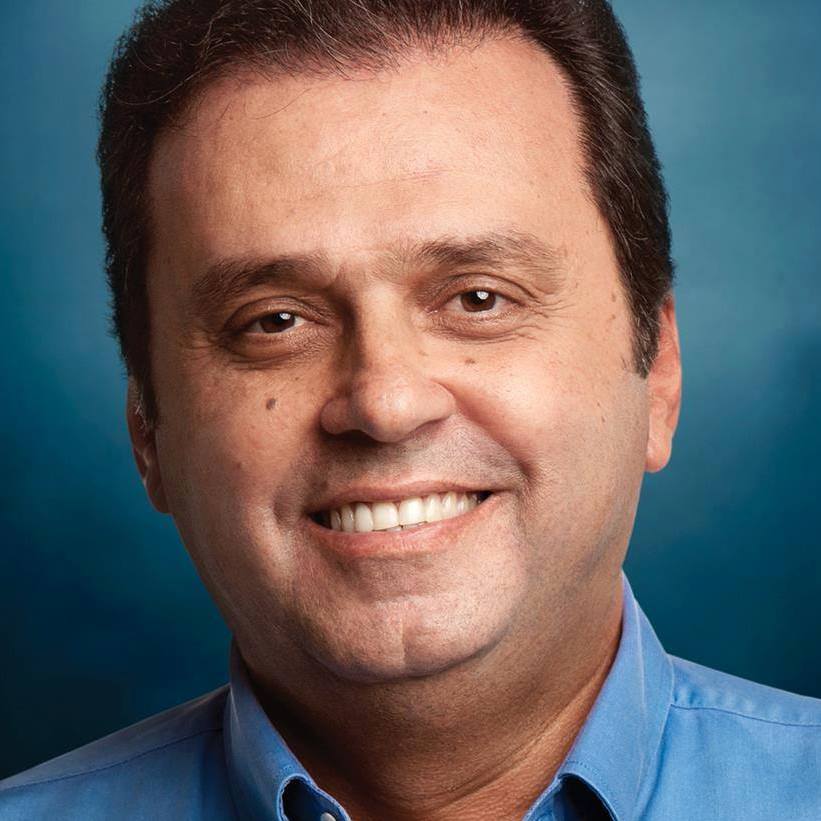 Carlos Eduardo evita comentar chapa da oposição encabeçada por Fábio Dantas