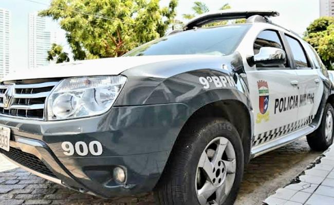 Assaltante é baleado e comparsa preso após perseguição policial na zona Oeste