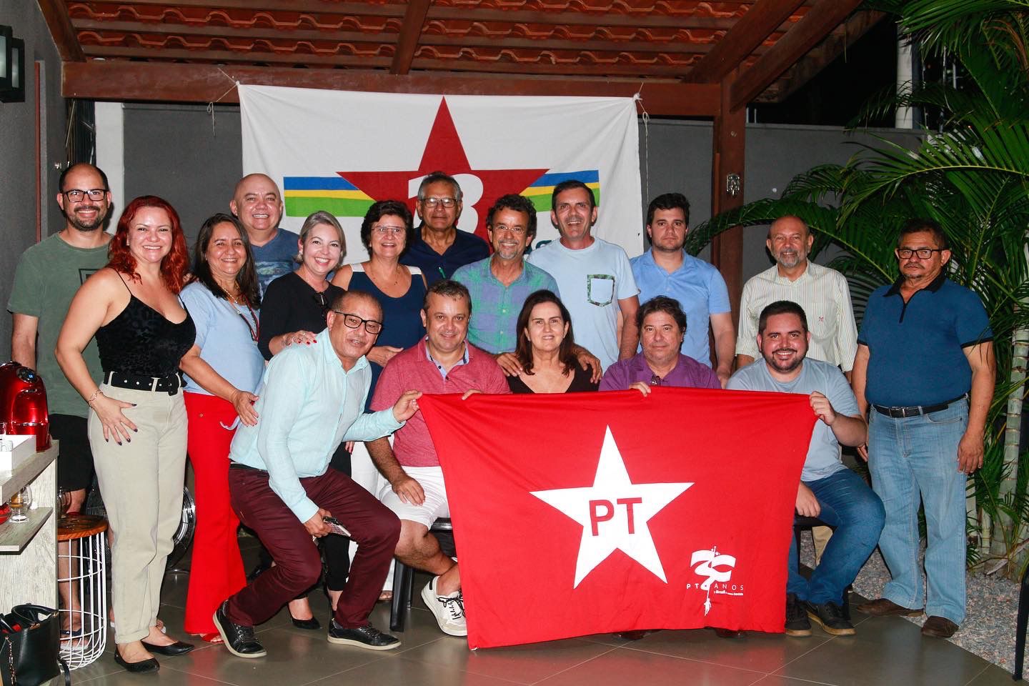 Fátima libera secretários para apoiarem pré-candidatura de Mineiro