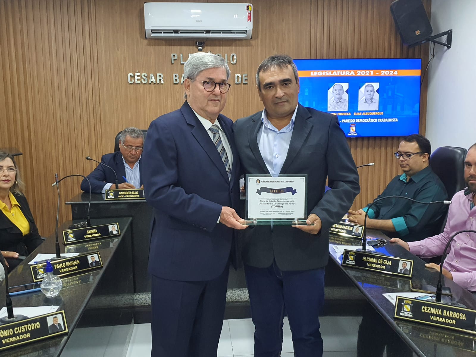 Tomba Farias recebe título de “Cidadão de Tangará” e destaca trabalho de Rogério Marinho pelos municípios do RN