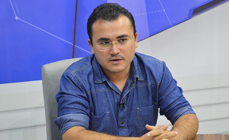 PSOL escolhe Freitas Júnior  para concorrer ao Senado