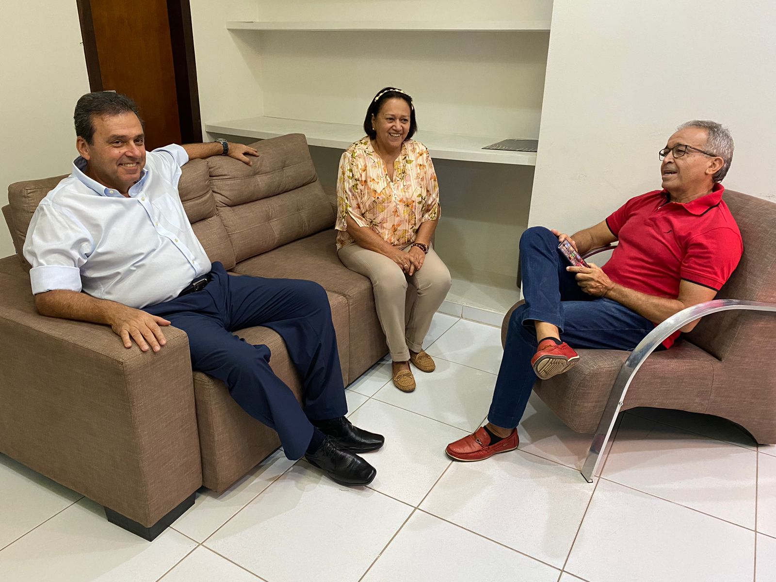 PDT oficializa apoio à reeleição de Fátima