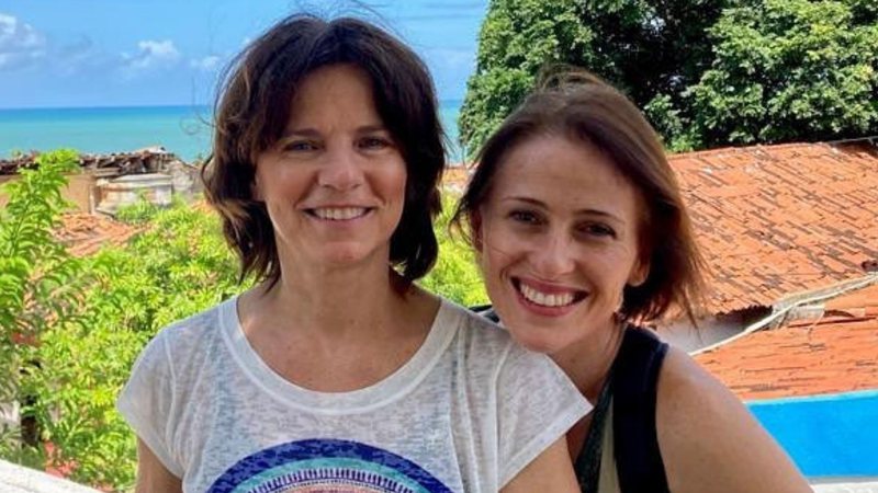 Ex de Caetano Veloso, Vera Zimmermann assume novo romance com atriz