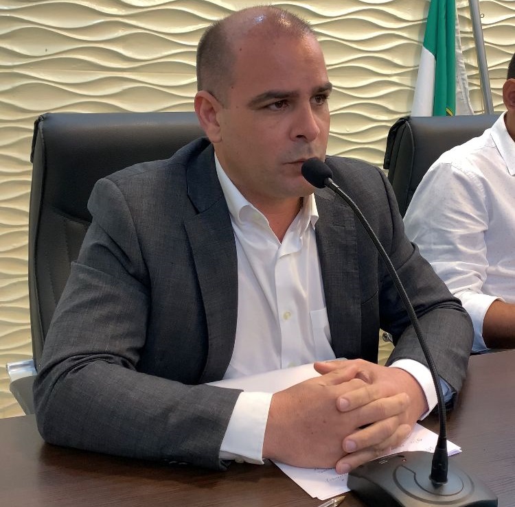 Vereador de Extremoz apela à governadora Fátima Bezerra para quitação de débito de R$ 600 mil com o município