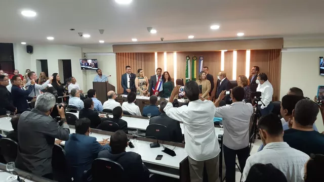 Eraldo Paiva toma posse no cargo de prefeito de São Gonçalo do Amarante
