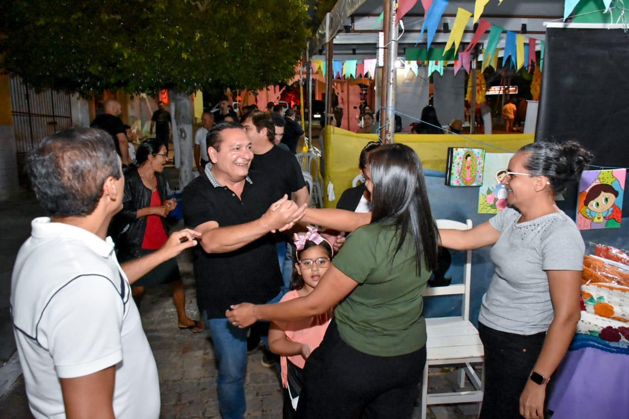 Presidente da Assembleia Legislativa prestigia abertura da 10ª Caprifeira de Cel. Ezequiel, que reúne produtores do Trairi