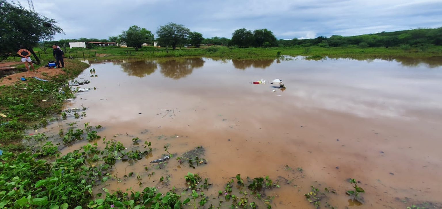 Helicóptero de pequeno porte atinge rede de transmissão em Currais Novos, cai e deixa cidades sem energia