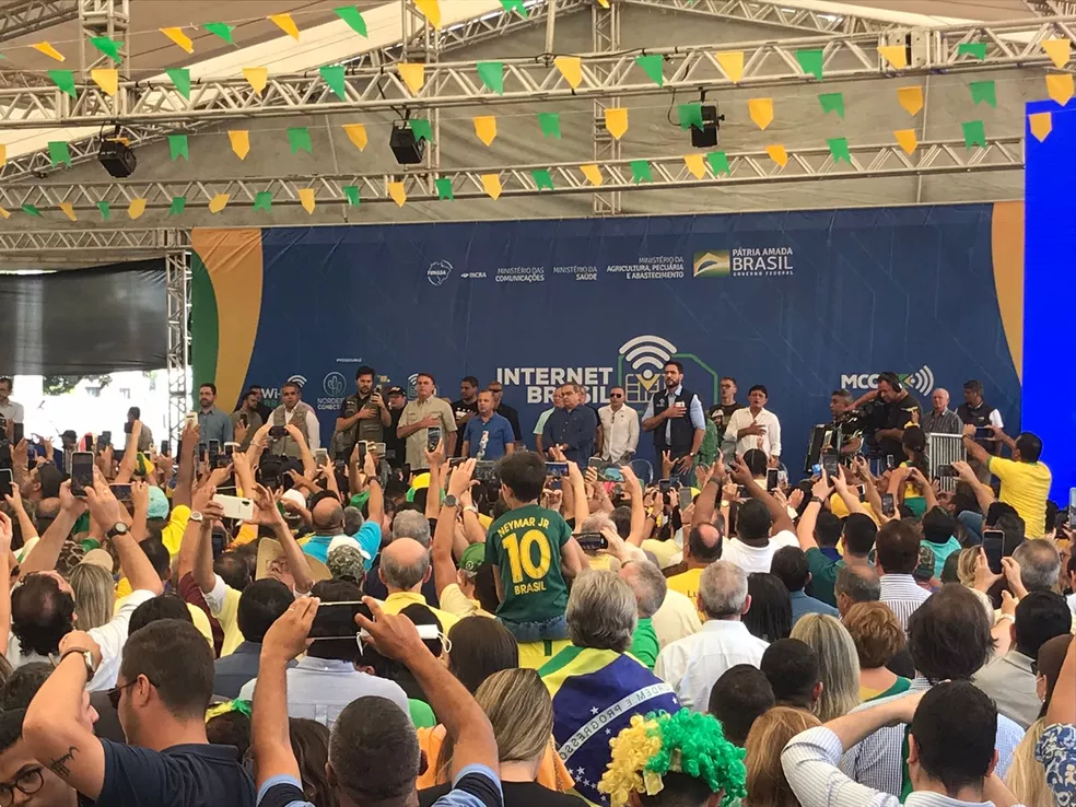 Bolsonaro destaca trabalho de potiguar presidente do INCRA e detona o MST