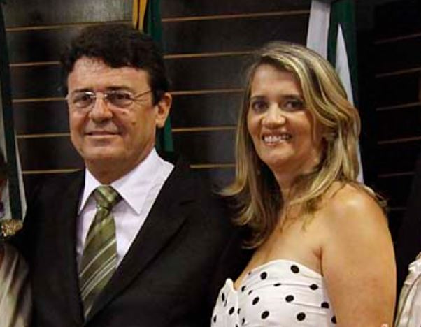 Velório da professora Valéria Martins começa às 8h desta segunda-feira