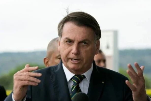 “Se o Lula for, eu vou junto”, diz Bolsonaro sobre debates no 1º turno