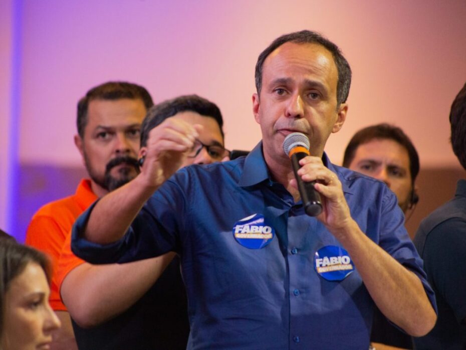 VÍDEO: Fábio Dantas lista problemas da saúde e chama Fátima Bezerra de “genocida"