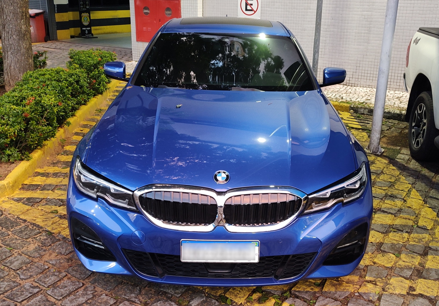 FOTOS: PF apreendeu armas, munições e carros de luxo com empresário preso em Natal
