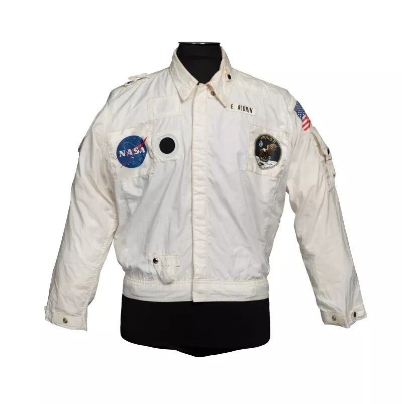 Jaqueta de Buzz Aldrin na missão Apolo 11 é vendida por US$ 2,8 milhões