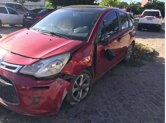 Mulheres fazem motorista por aplicativo refém e o obrigam a fazer pix em Parnamirim