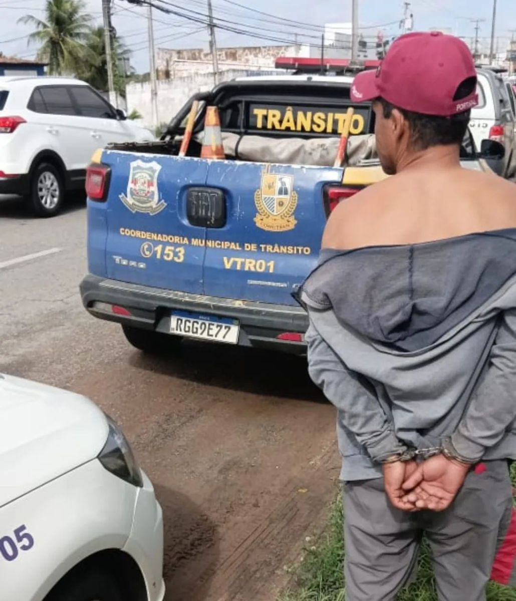 Foragido da justiça ameaça feirantes com faca e é preso na Grande Natal