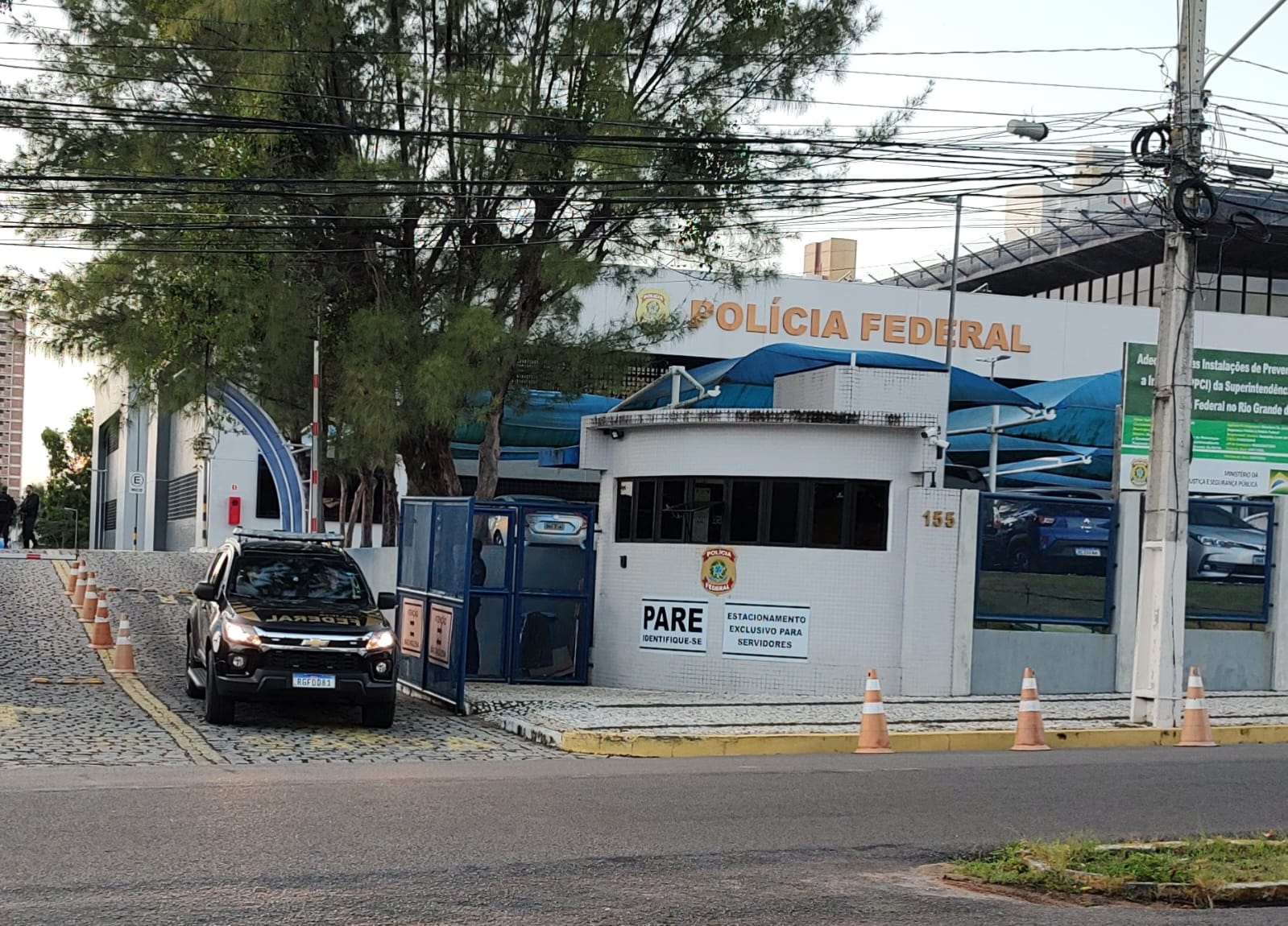 PF realiza operação contra grupo criminoso que traficava drogas pelo Porto de Natal