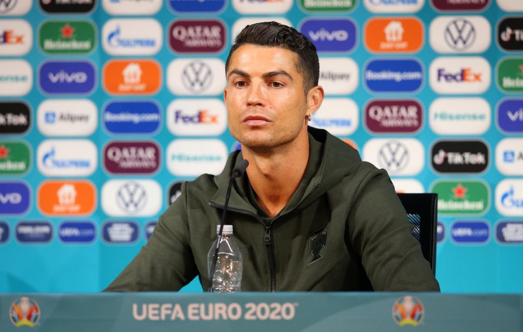 Cristiano Ronaldo estaria usando botox para aumentar órgão sexual, diz site