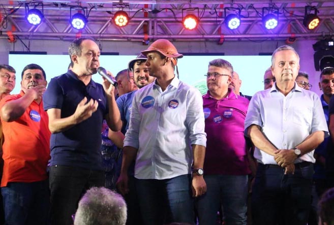 Prefeito Allyson apresenta Fábio Dantas e diz que é 'para mudar o estado do RN'
