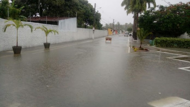 Prefeitura de Parnamirim emite nota alertando a respeito das fortes chuvas na cidade