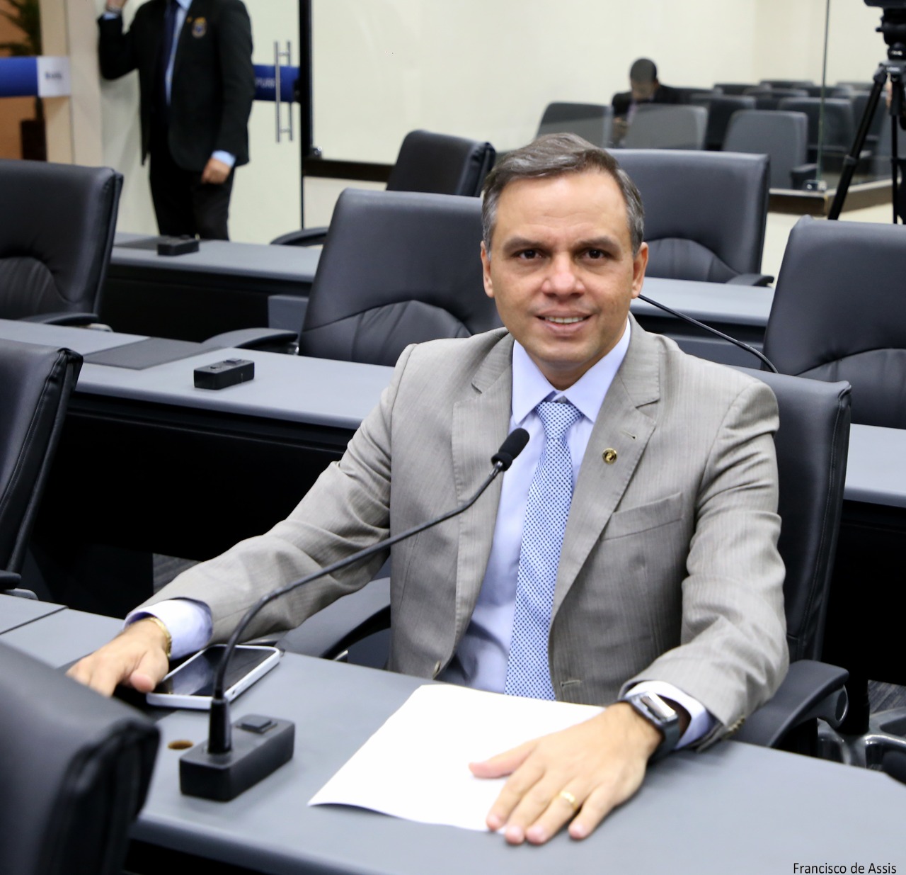 <strong>Aldo Clemente requer ações de limpeza, infraestrutura e iluminação para cinco bairros de Natal</strong>