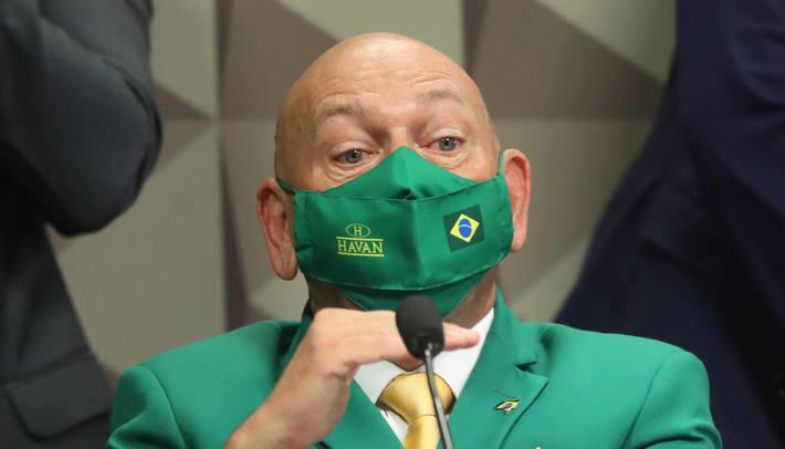 Grupo de empresários sofre debandada após divulgação de mensagens golpistas