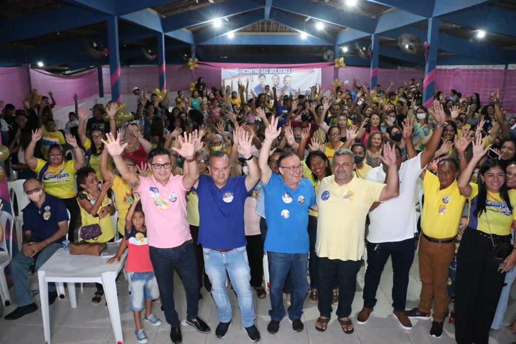 Rogério Marinho faz caminhada com Álvaro Dias e participa de grande reunião em Natal