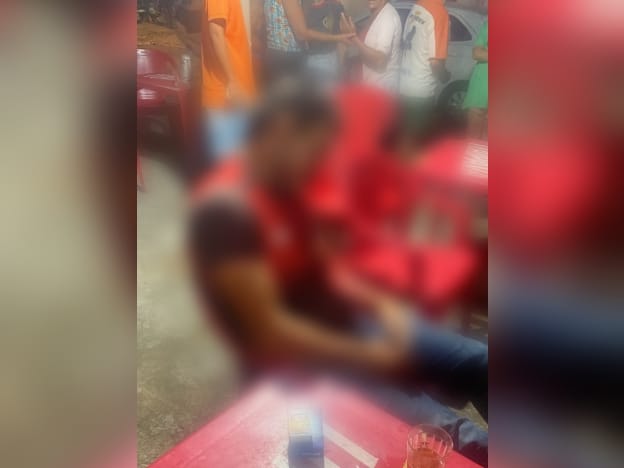 Homem é morto na mesa de bar enquanto assistia jogo de futebol em Natal
