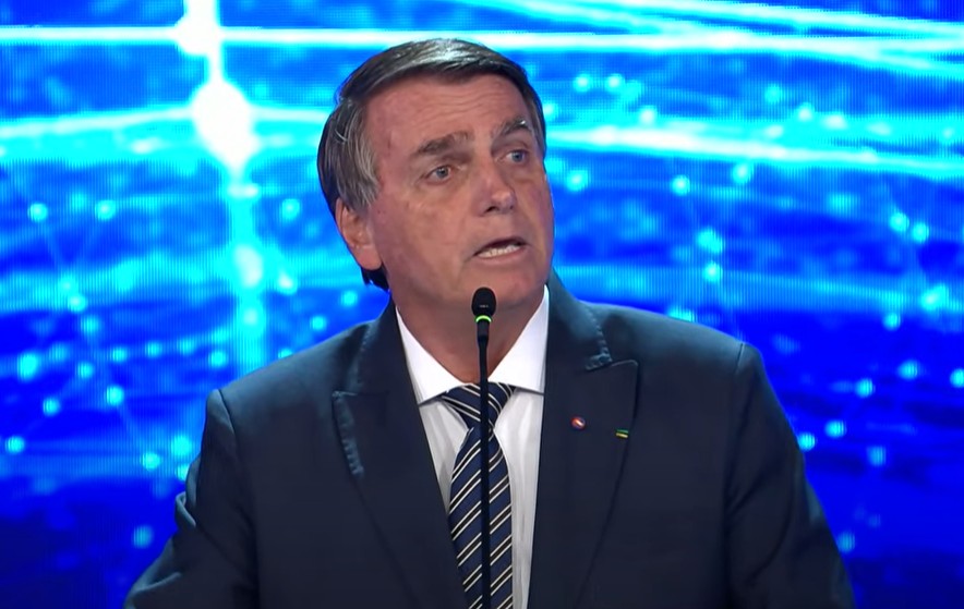 Bolsonaro ataca jornalista Vera Magalhães durante debate: “Você é apaixonada por mim”