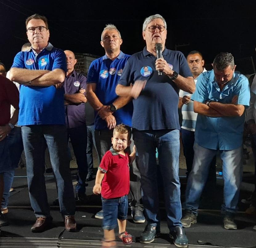 Tomba diz que Fátima não tem obras para mostrar e revela que governo do RN pagou folhas em atraso com dinheiro enviado por Bolsonaro
