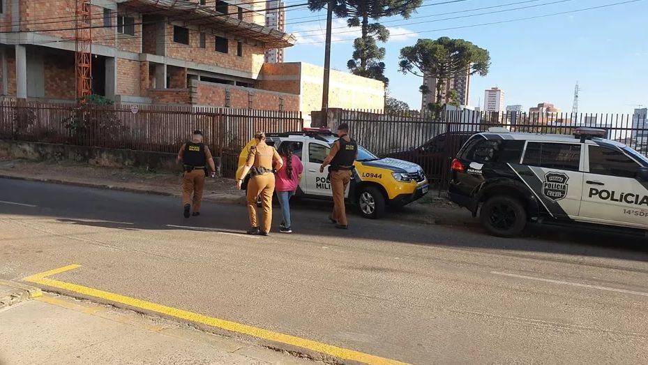 Mãe é presa no Paraná suspeita de matar os dois filhos de 3 e 10 anos de idade