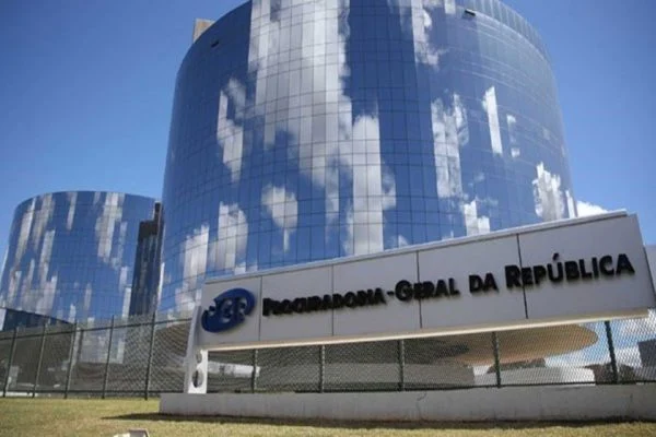 PGR volta a defender arquivamento de inquérito contra Bolsonaro