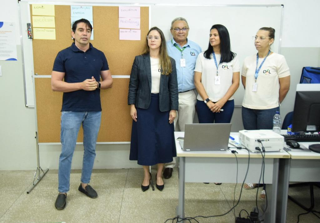 Prefeito de Assu visita treinamento que prepara conselheiros para o Del