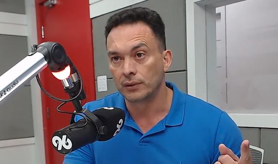Styvenson anunciará se é ou não candidato somente às 18h desta sexta, mas alfineta ao falar que não é um "Ezequielzinho"