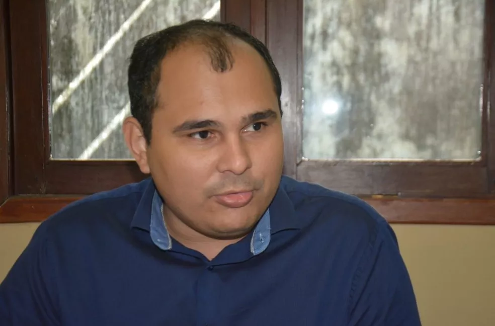 Mandato do  vereador Diogo Rodrigues  é cassado. Ele é acusado de fraudes no SUS