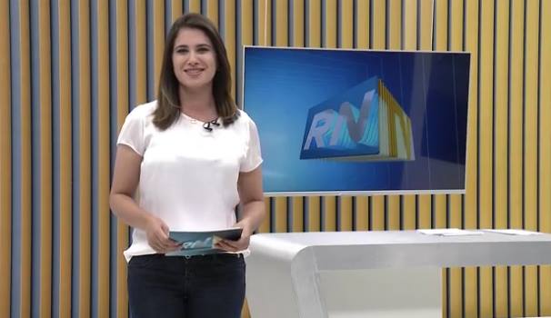No ar, ao vivo: Jornalista se emociona e chora em despedida da InterTV Cabugi