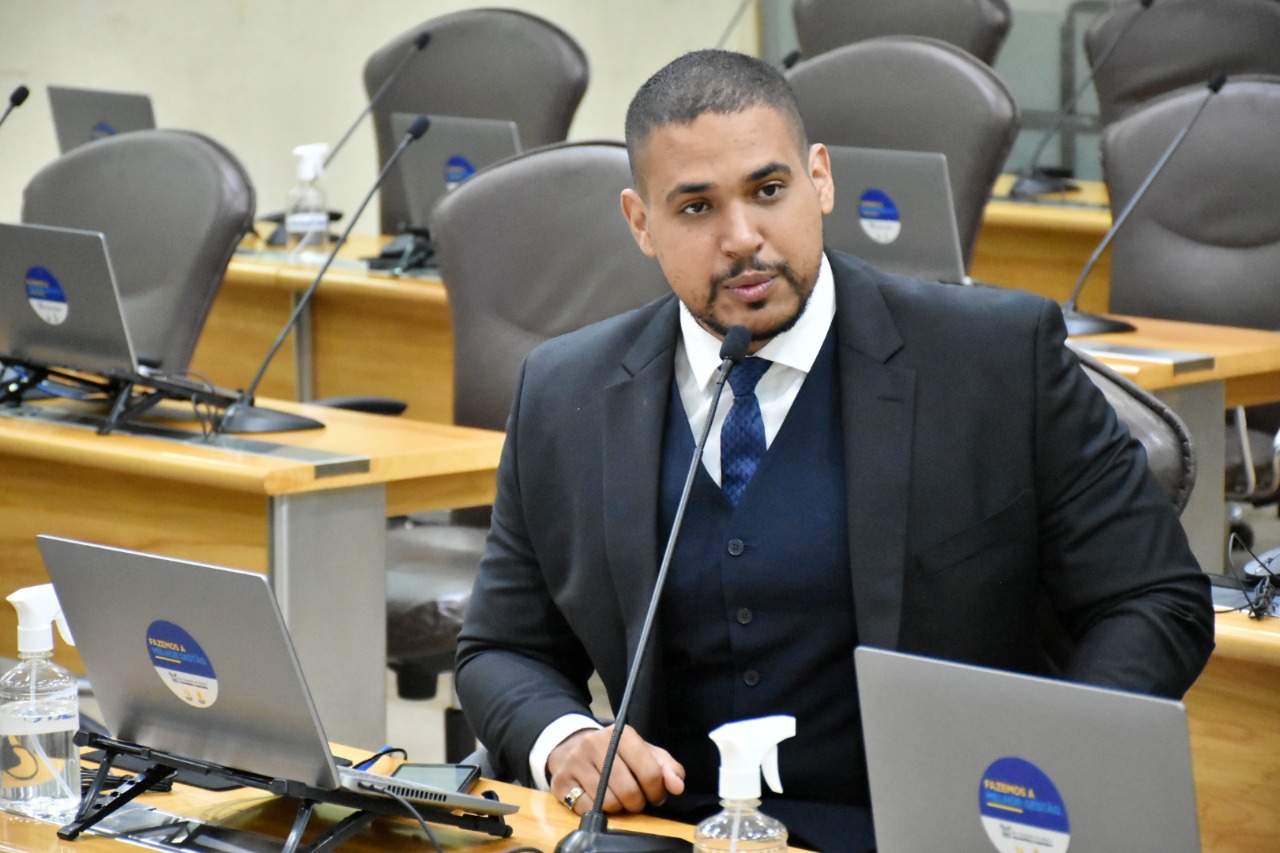 Deputado do RN critica decreto que abre vaga para internos e egressos de presídios