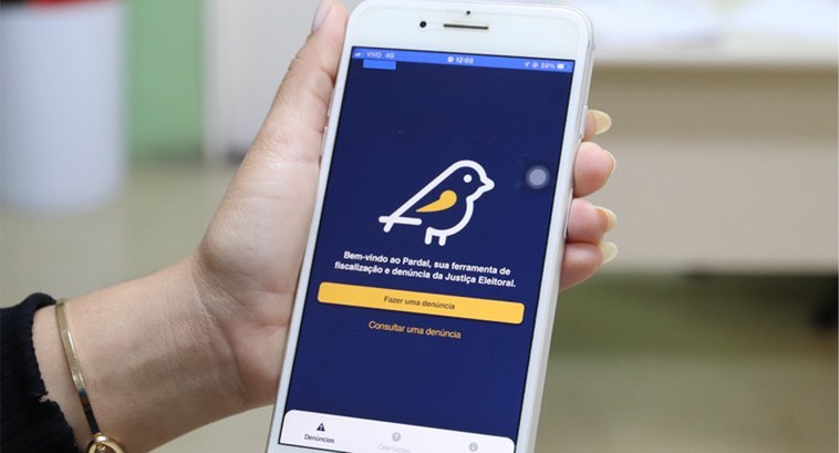 TSE registra mais de 200 denúncias de propaganda irregular por dia