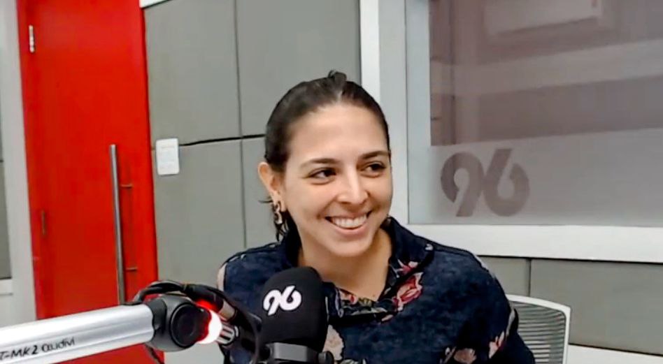 “Você nunca vai ver Lula imitando uma pessoa sem ar como Bolsonaro fez”, diz Natália Bonavides