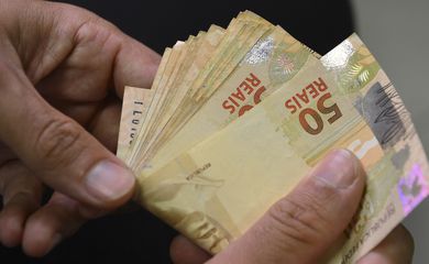 Última parcela de agosto do Auxílio Brasil é paga hoje