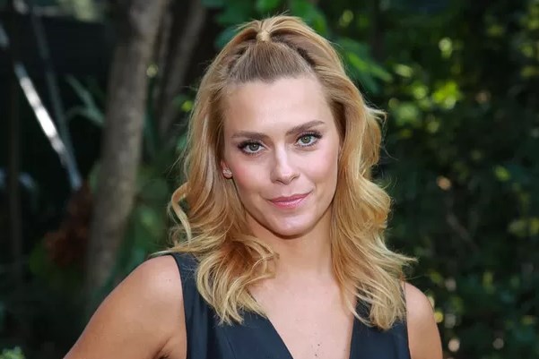 Carolina Dieckman revela que Deus a impediu de posar nua: “Um dia você vai entender”
