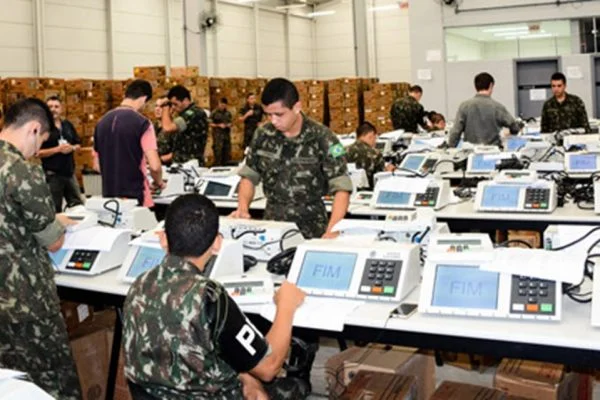 Defesa define ações de militares nas eleições sem “apuração paralela”