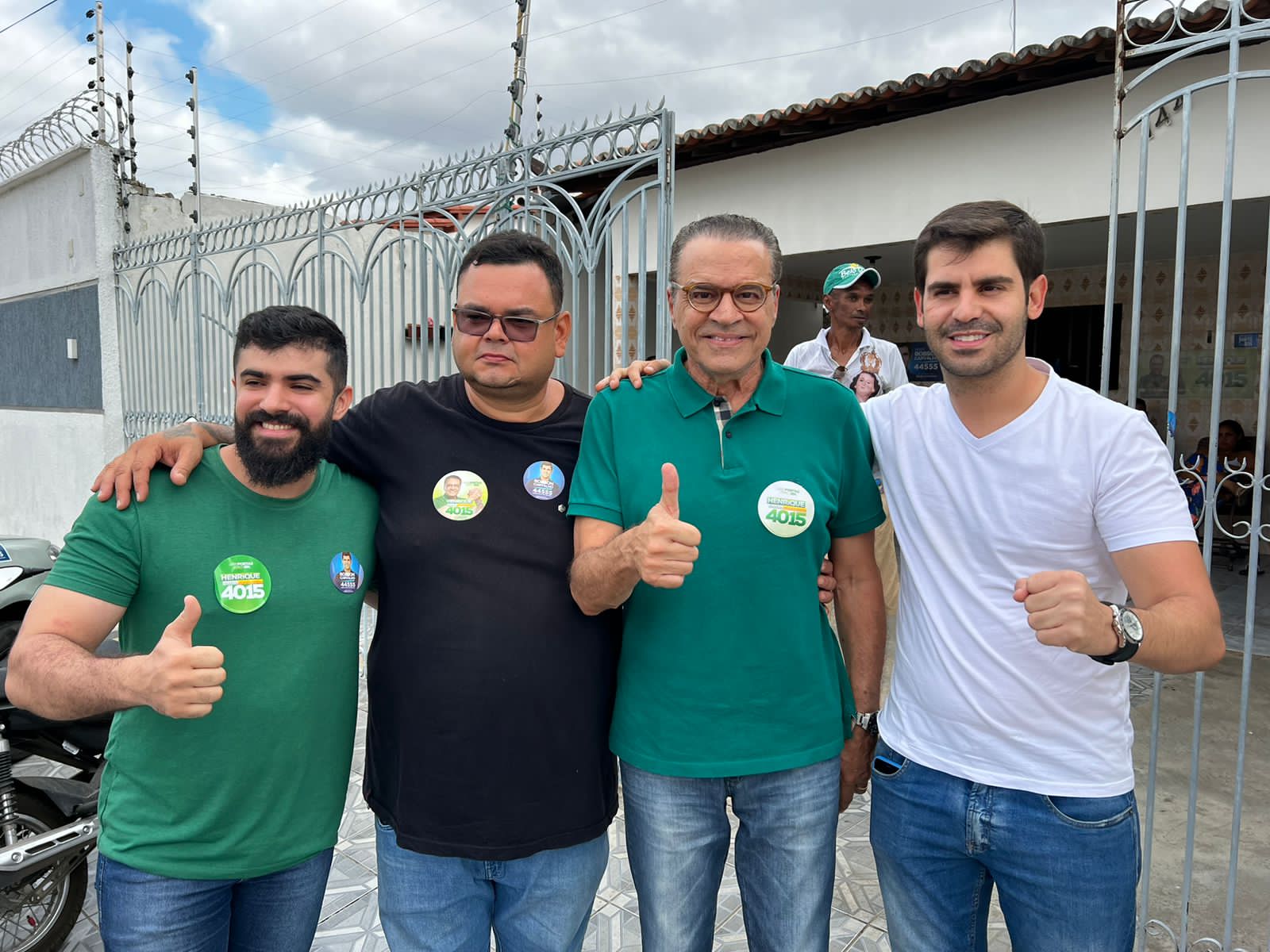Henrique visita Pau dos Ferros e confirma crescimento de sua candidatura
