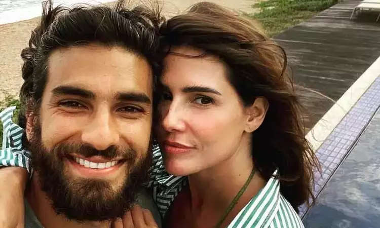 Casada, Deborah Secco se declara bissexual: "Já namorei mulheres. São f..."
