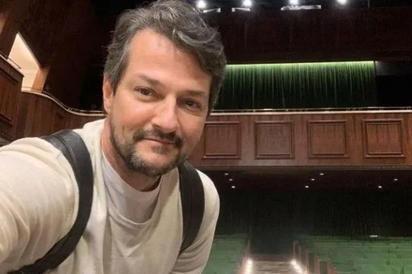 Ator da Globo se demite de cargo público no Rio após site citar ‘funcionários fantasma’