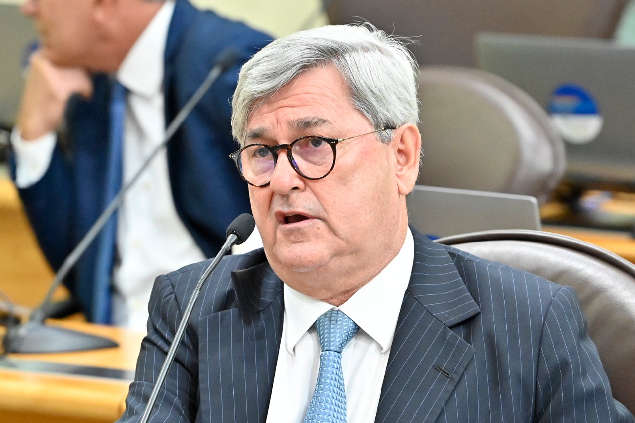 Tomba Farias destaca cumprimento dos prazos da LDO