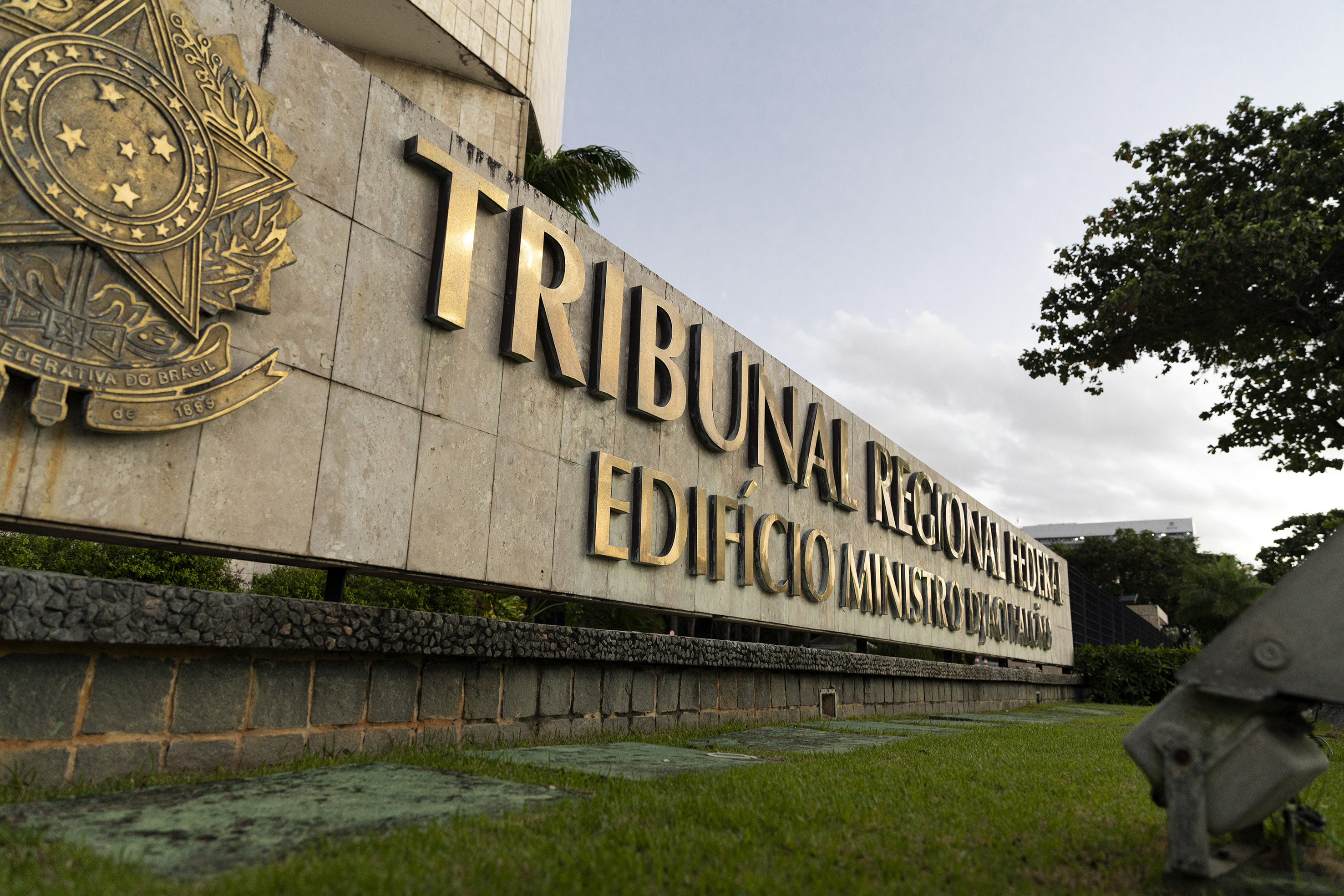 TRF5 realiza cerimônia de posse de oito novos desembargadores federais