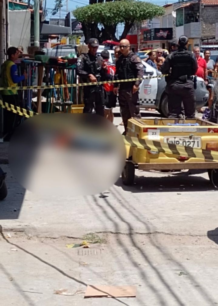Suspeito morre durante tentativa de assalto em mercadinho na Zona Norte de Natal