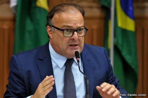 Três nomes já cogitam disputar a prefeitura de Natal em 2024