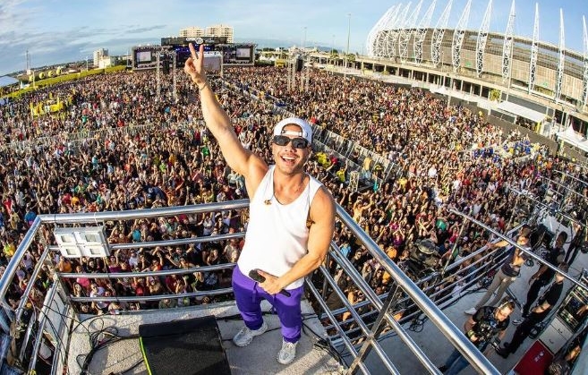 Wesley Safadão traz bloco “Vai Safadão” em prévia de carnaval em Natal